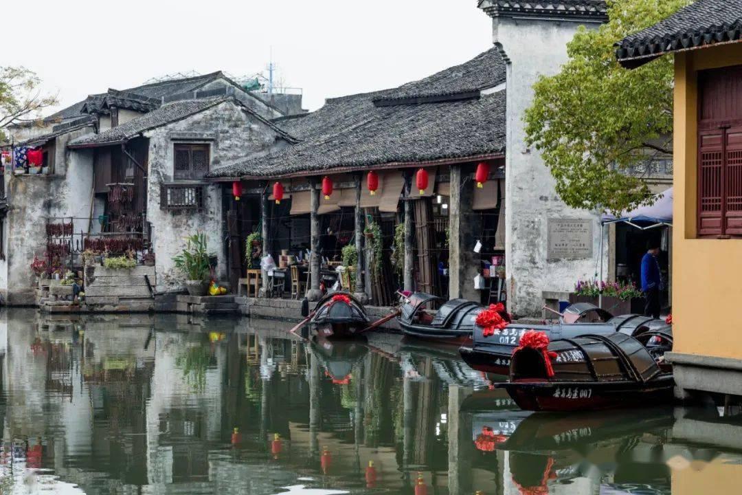 更年期女性就诊必读:如何选择合适的科室?